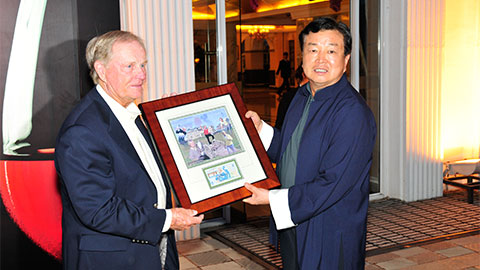 華彬尼克勞斯高爾夫?qū)W院